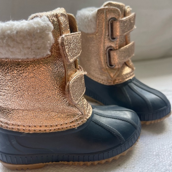 Baby Gap Nayy and Gold Winter Rain Duck Boots Faux Fur Toddler Sz 7T/8T - Picture 2 of 5